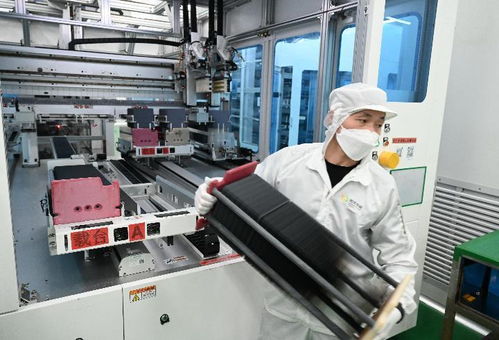 强信心 开新局——闽南企业生产一线见闻 新兴能源技术研发迸发新活力